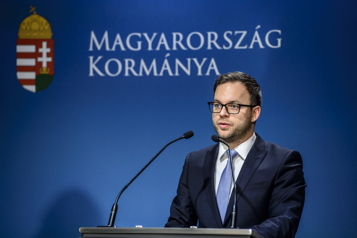 A Velencei Bizottság jogi tanácsadó profilját politikai nyomásgyakorló karakterre cserélte